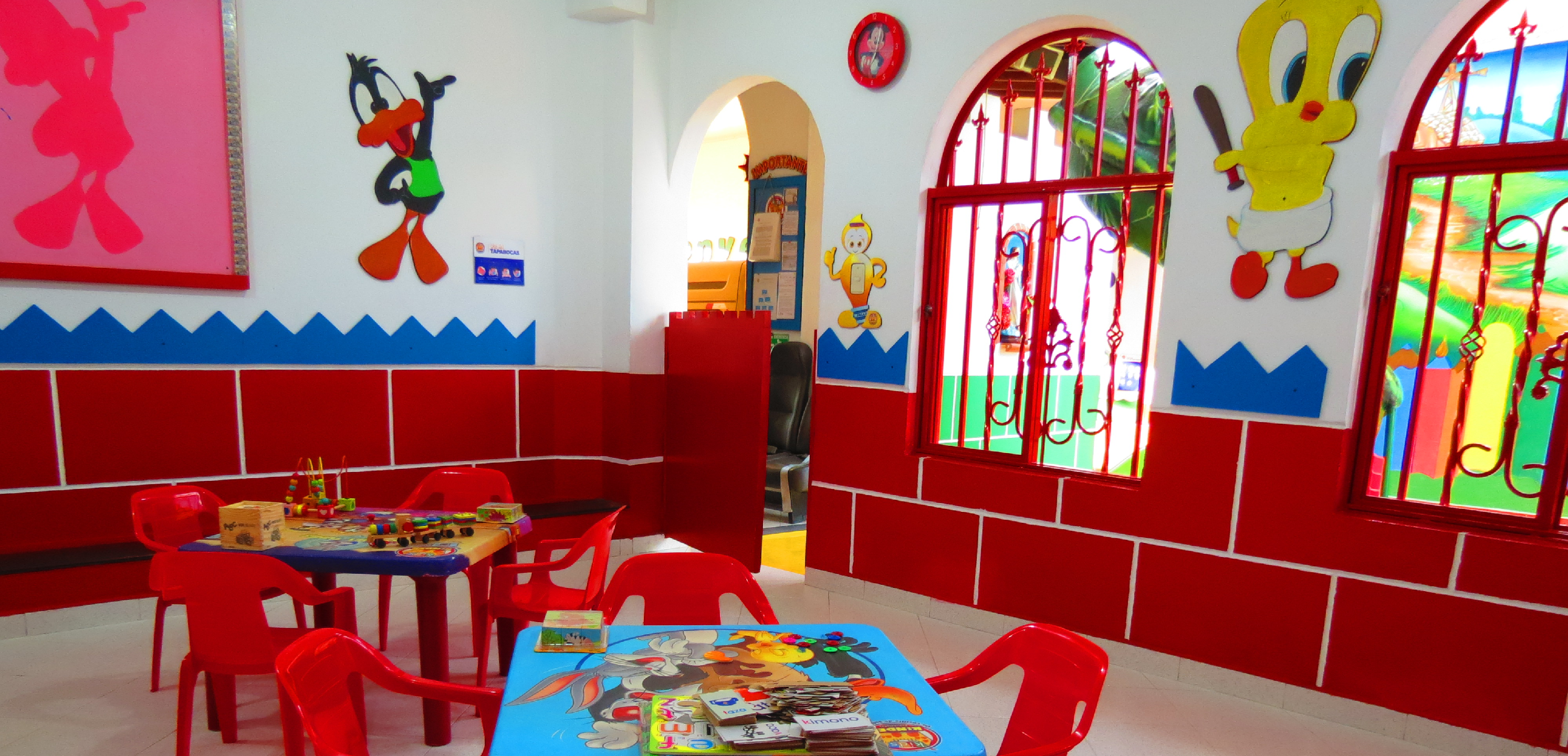 Actividad educativa en el salón
